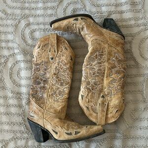 Corral cowboy boots